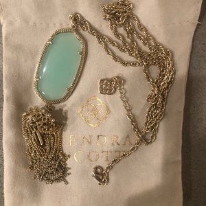Kendra Scott Jewelry - Kendra Scott Chalcedony Rayne Necklace Kendra Scott Jewelry - Kendra Scott Chalcedony Rayne Necklace